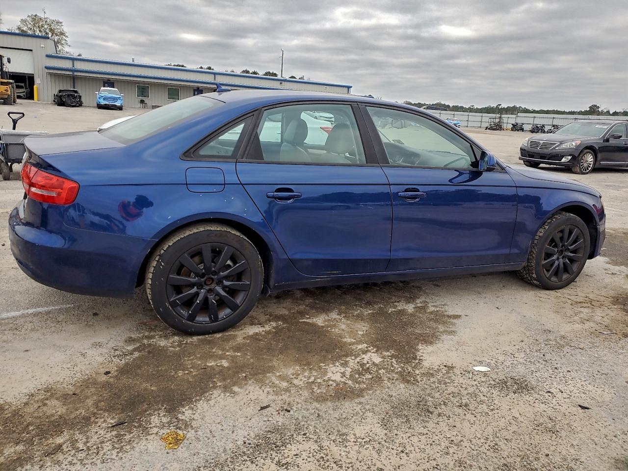 2013 Audi A4 Premium - Фото 3