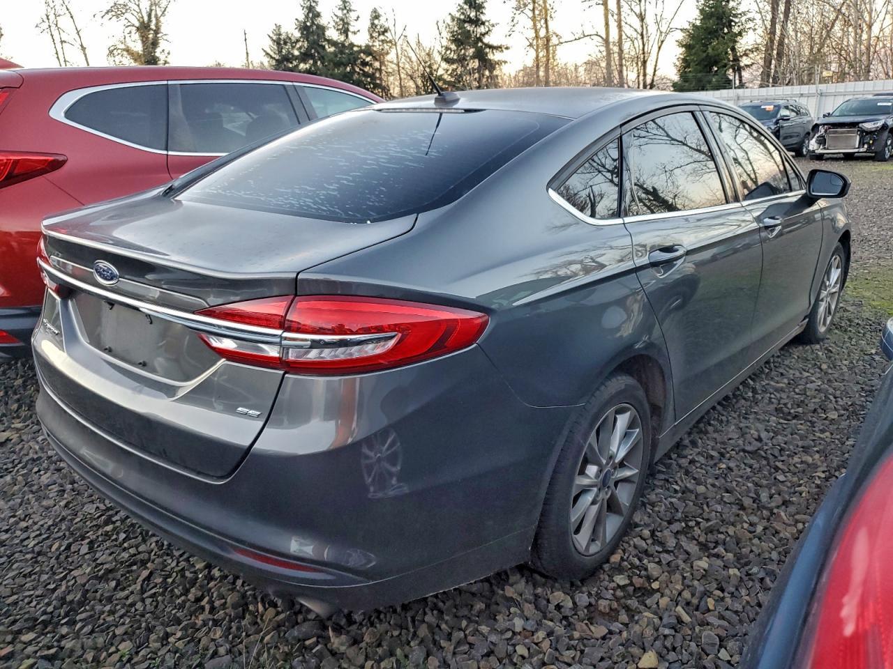 2017 Ford Fusion Se - Image 3