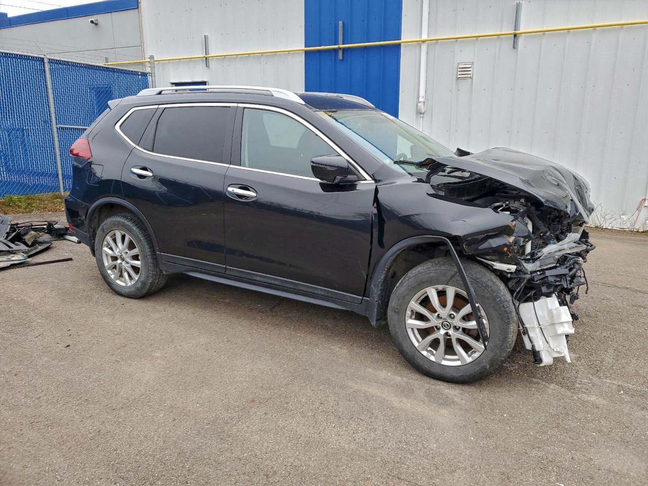 2018 Nissan Rogue S - Фото 4
