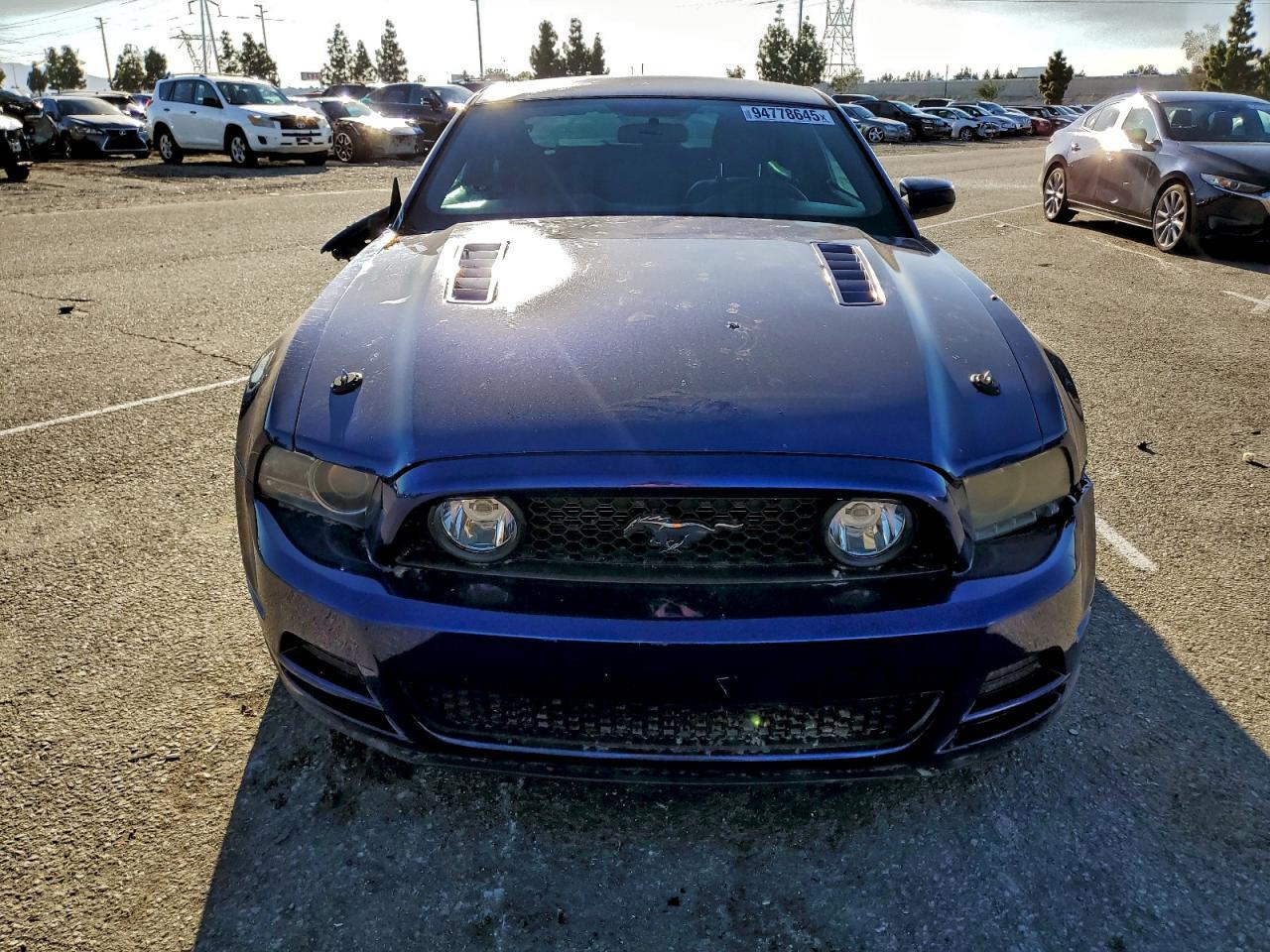 2013 Ford Mustang Gt - Image 5