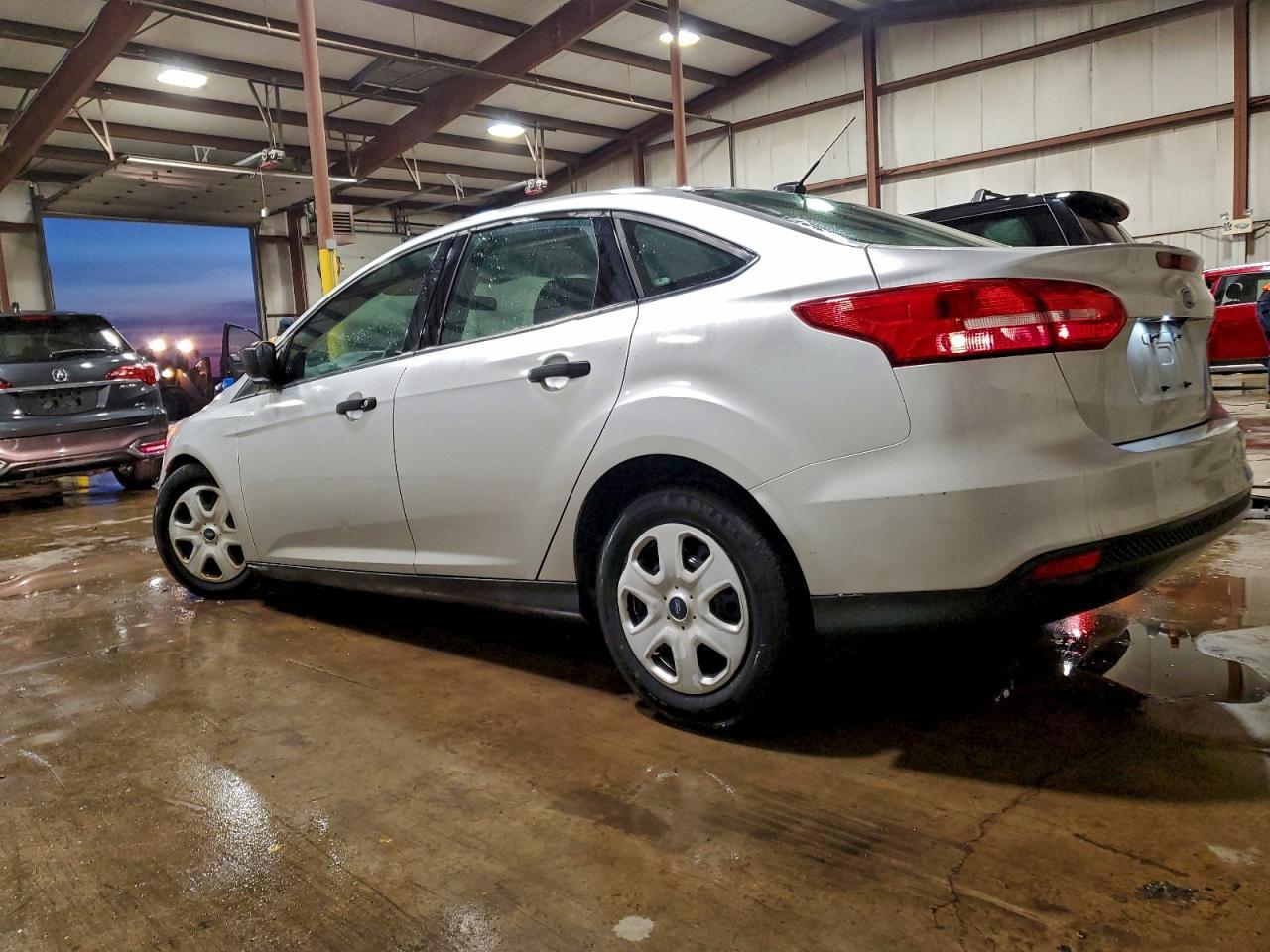 2018 Ford Focus S - Image 2