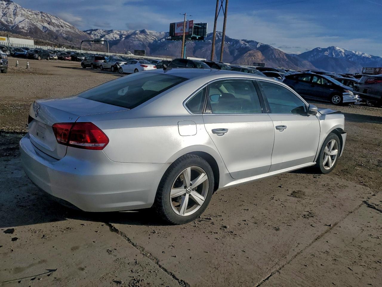 2012 Volkswagen Passat Se - Фото 3