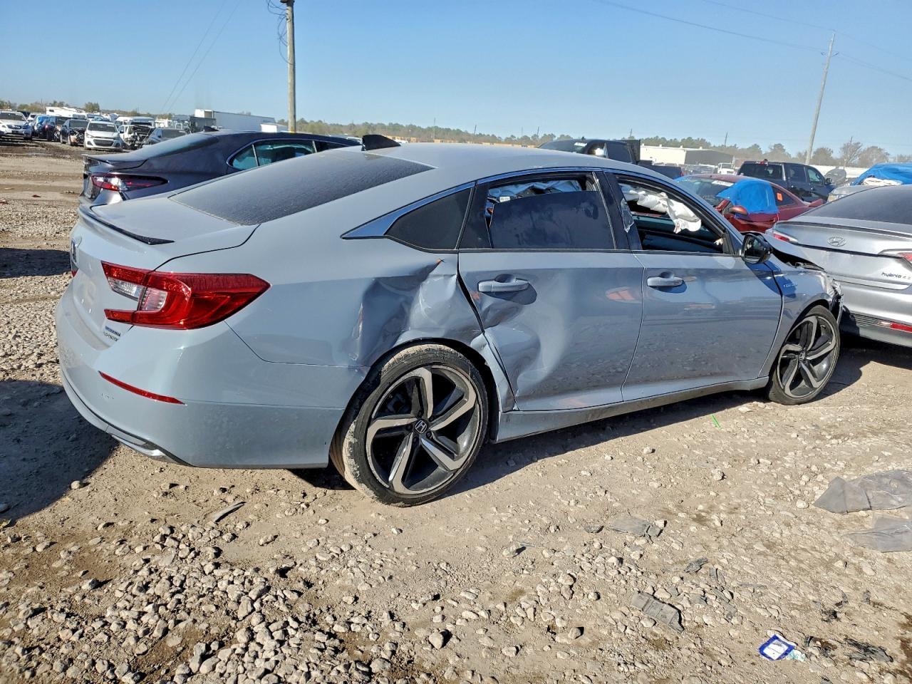 2022 Honda Accord Hybrid Sport - Фото 3