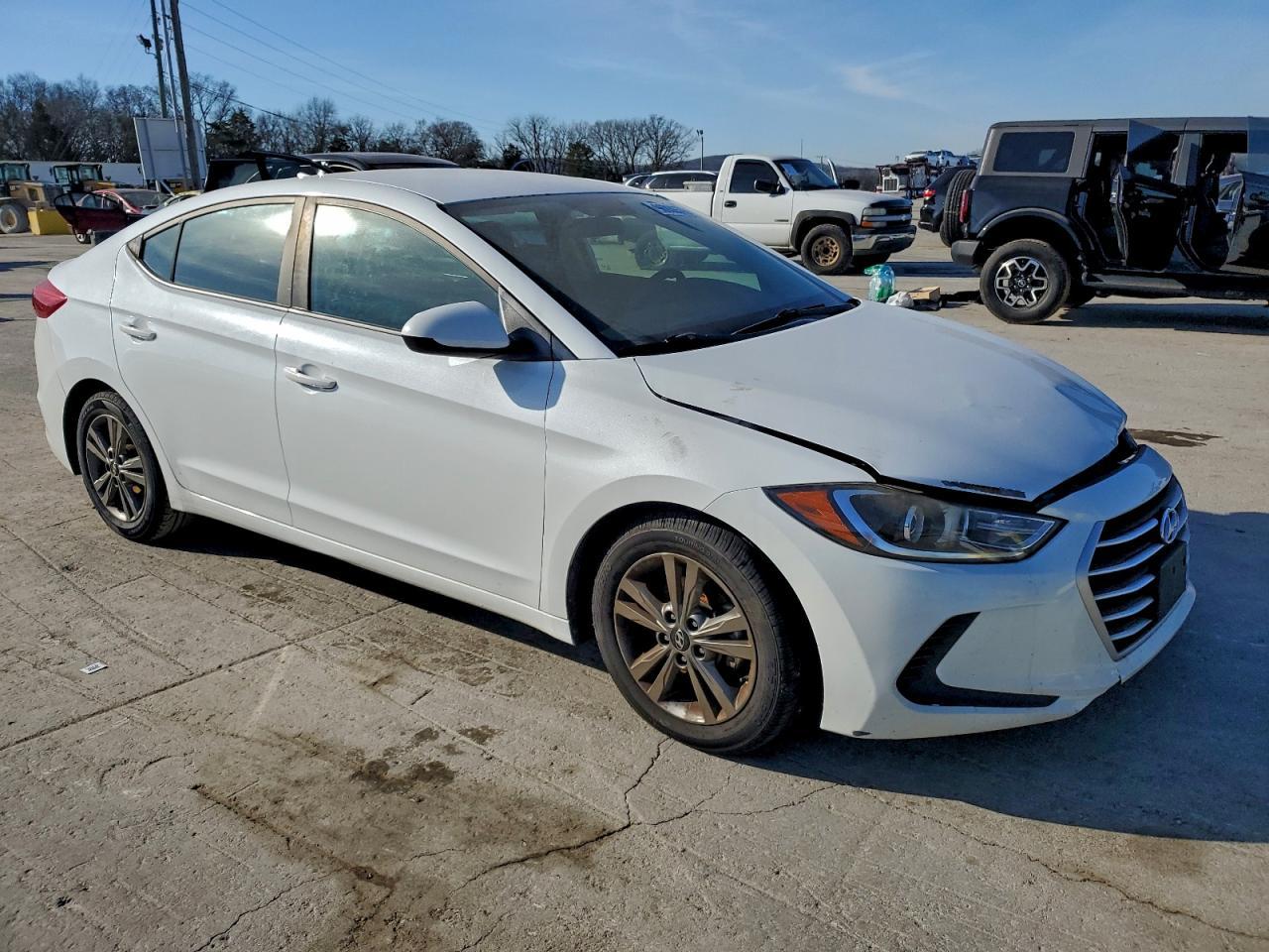 2018 Hyundai Elantra Sel - Фото 4