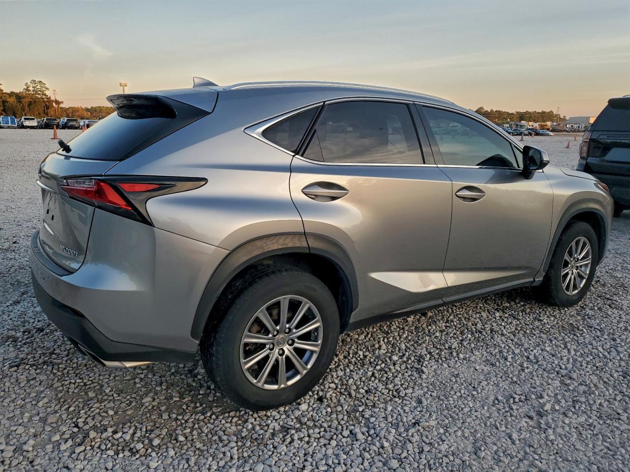 2015 Lexus Nx 200T - Фото 3