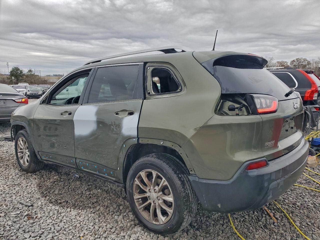 2019 Jeep Cherokee Latitude - Фото 2