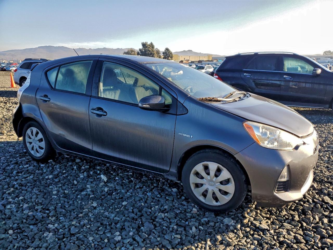 2012 Toyota Prius C - Фото 4
