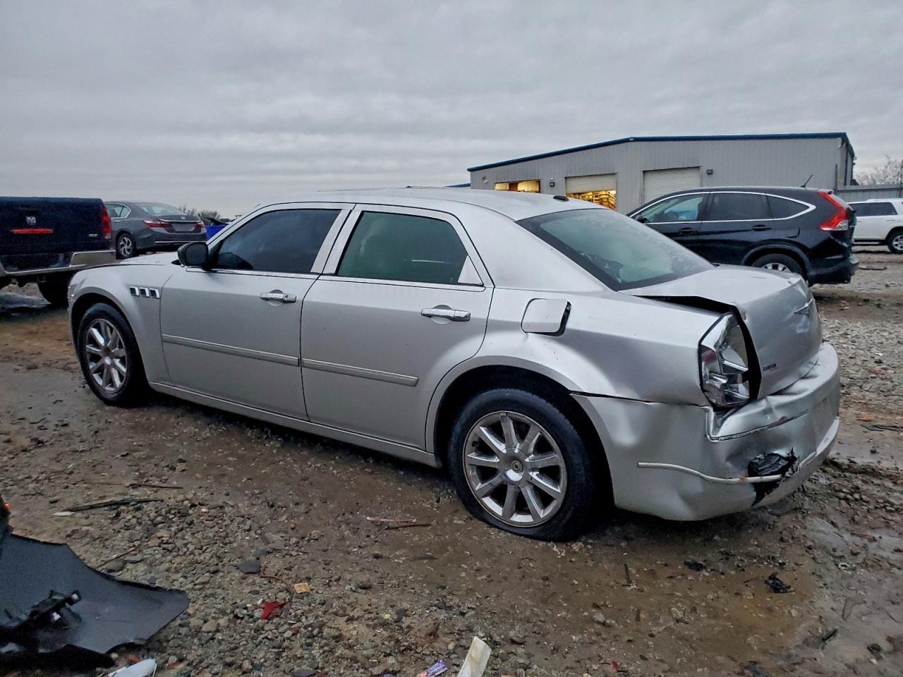 2007 Chrysler 300 Touring - Фото 2