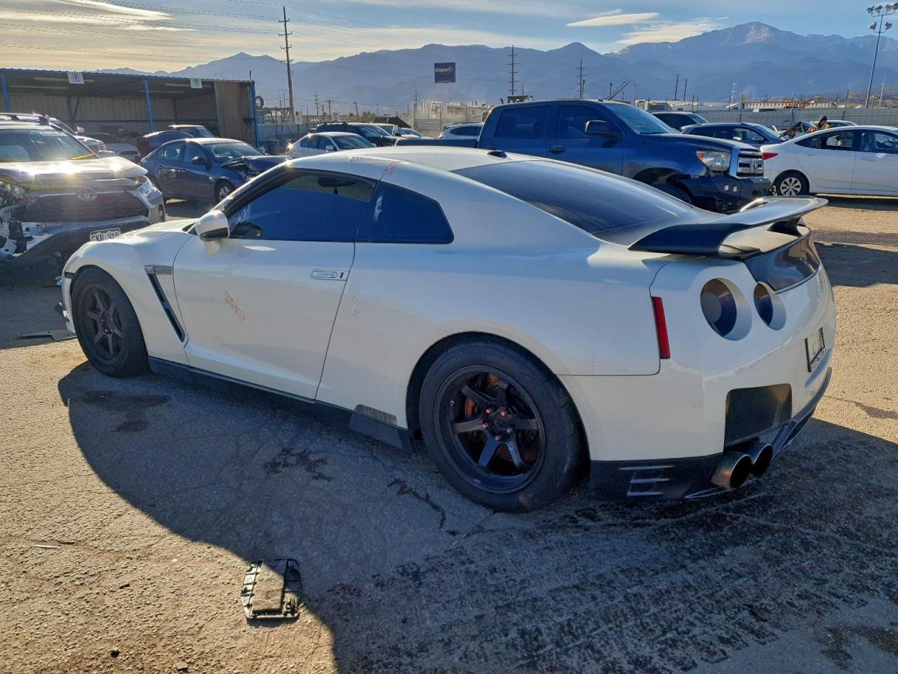 2014 Nissan Gt-R Track Edition - Фото 2