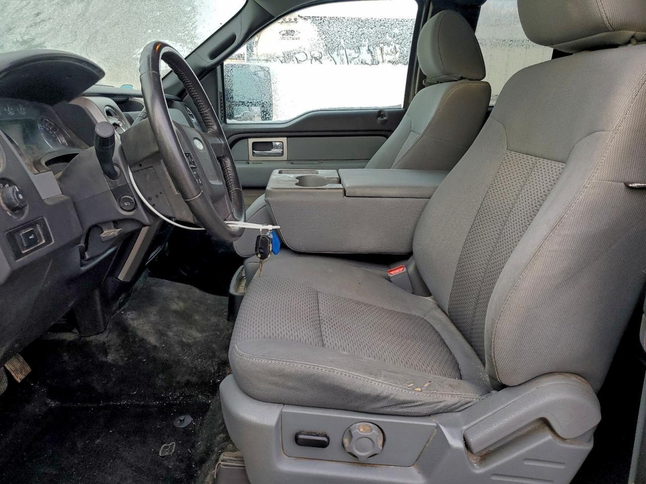 2011 Ford F150 Super Cab - Фото 7