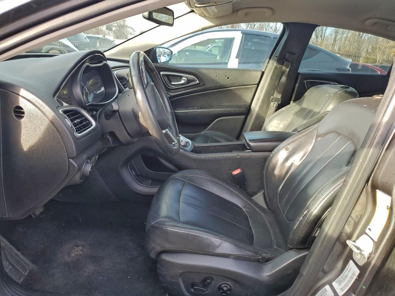 2015 Chrysler 200 C - Фото 7