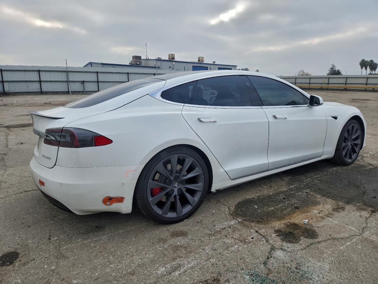 2020 Tesla Model S - Фото 3
