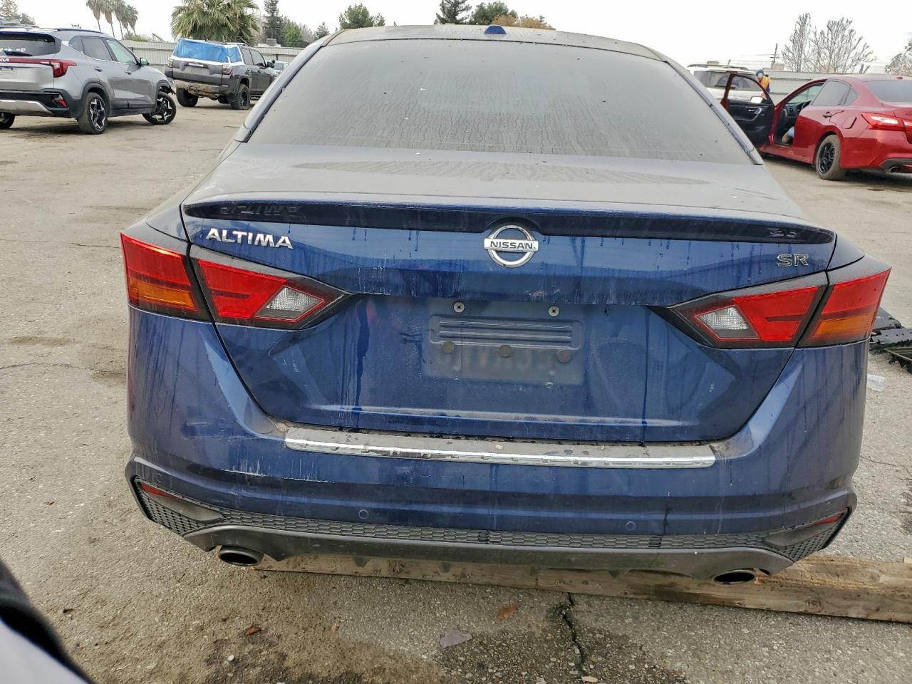 2021 Nissan Altima Sr - Фото 6