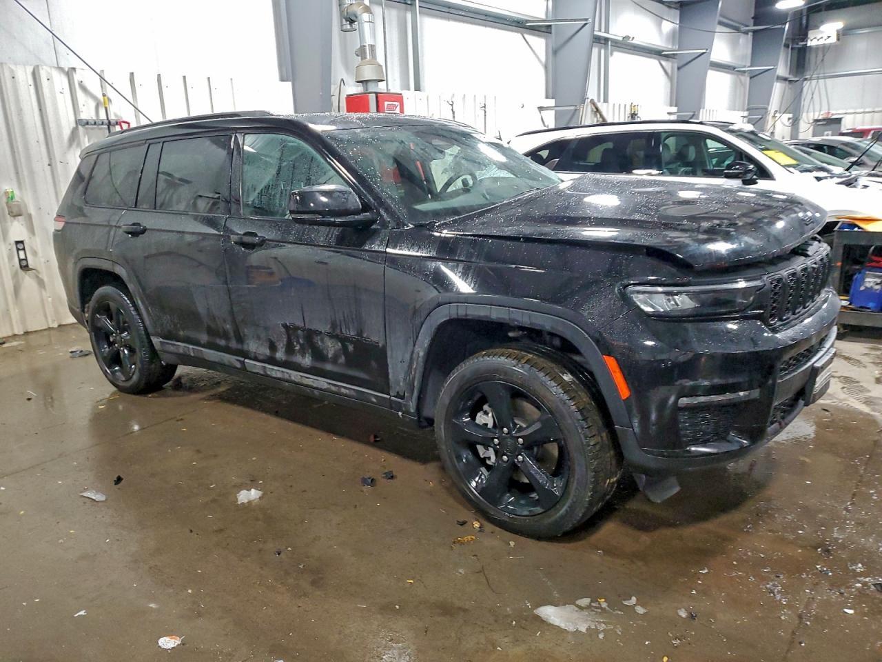 2025 Jeep Grand Cherokee L Limited - Image 4