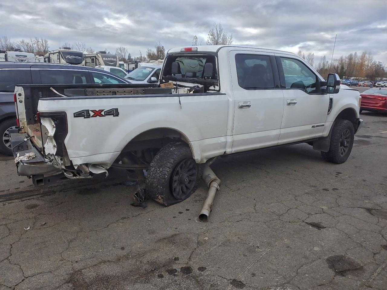 2017 Ford F250 Super Duty - Фото 3