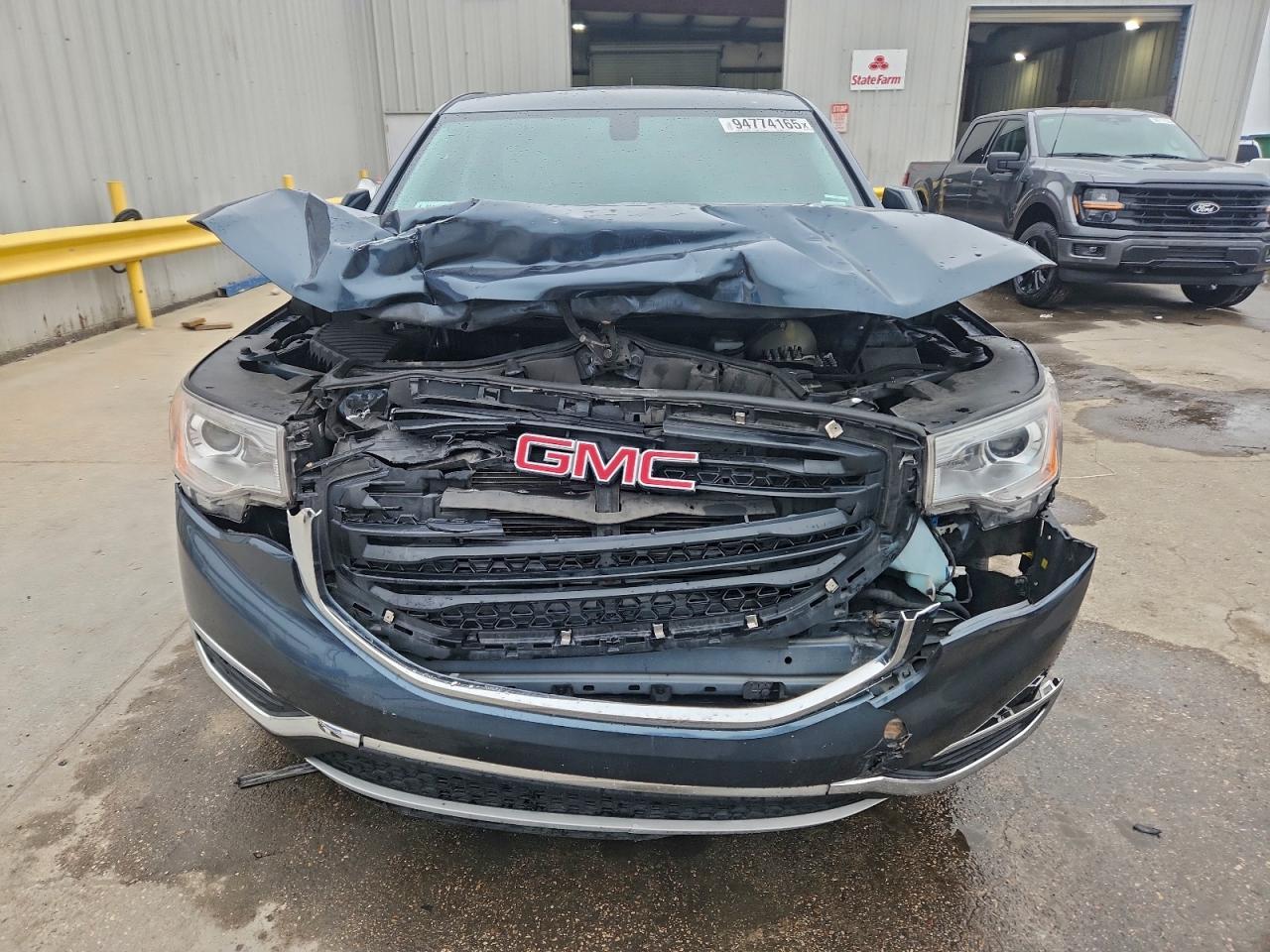 2019 GMC Acadia Sle - Image 5