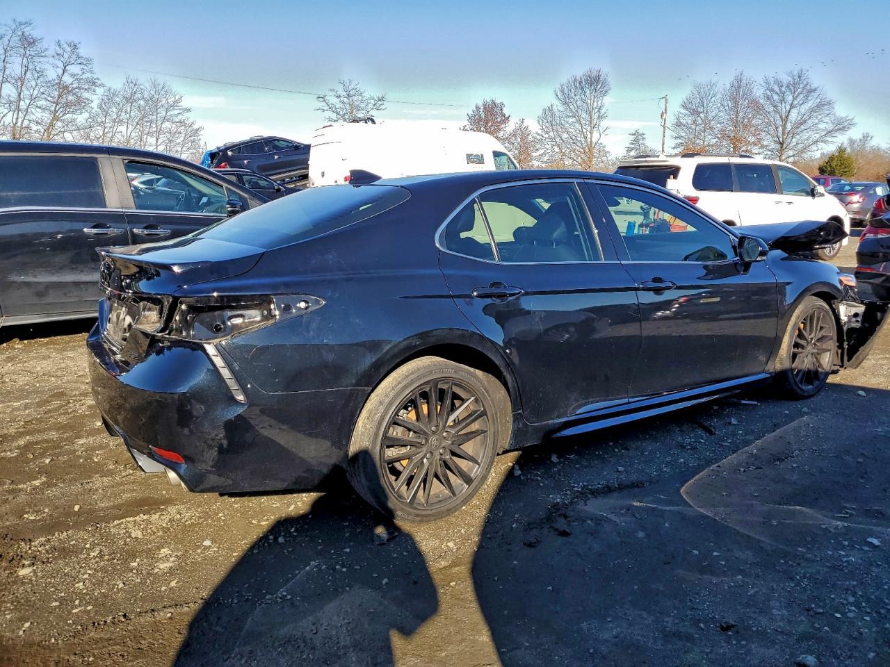 2023 Toyota Camry Xse - Фото 3