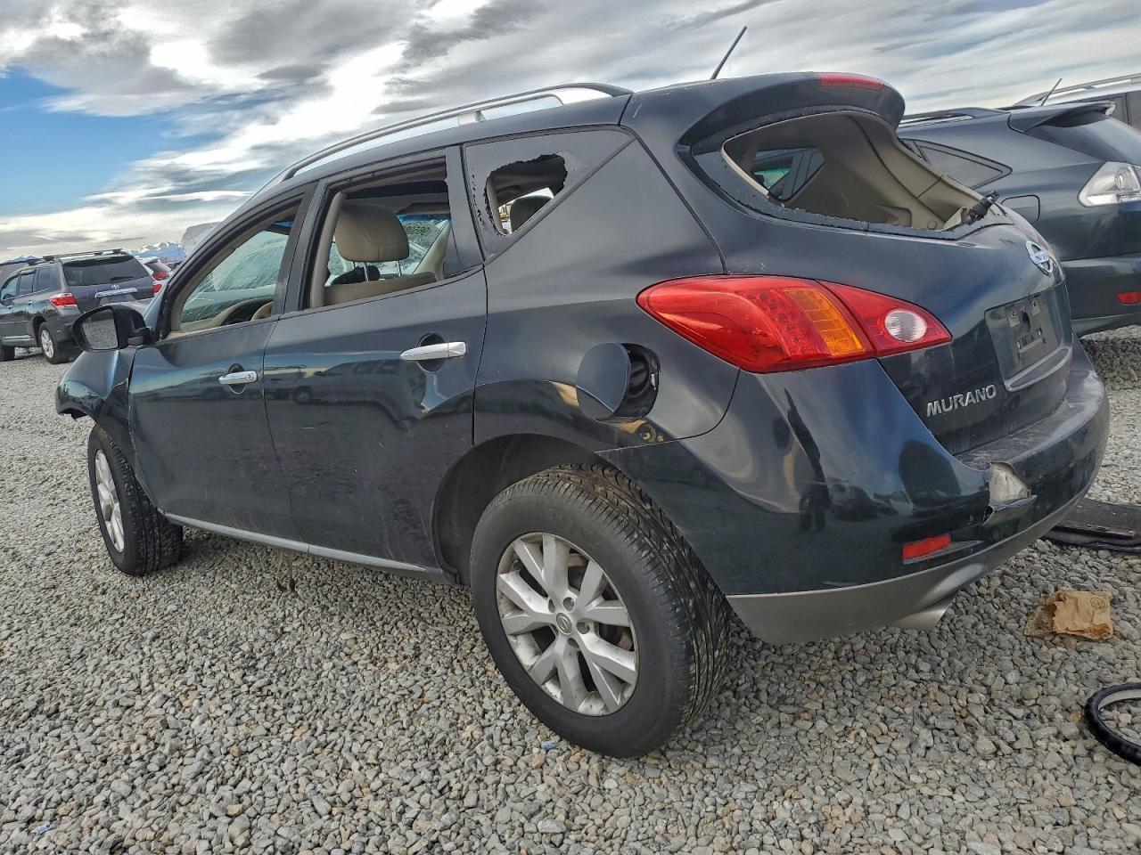 2009 Nissan Murano S - Image 2