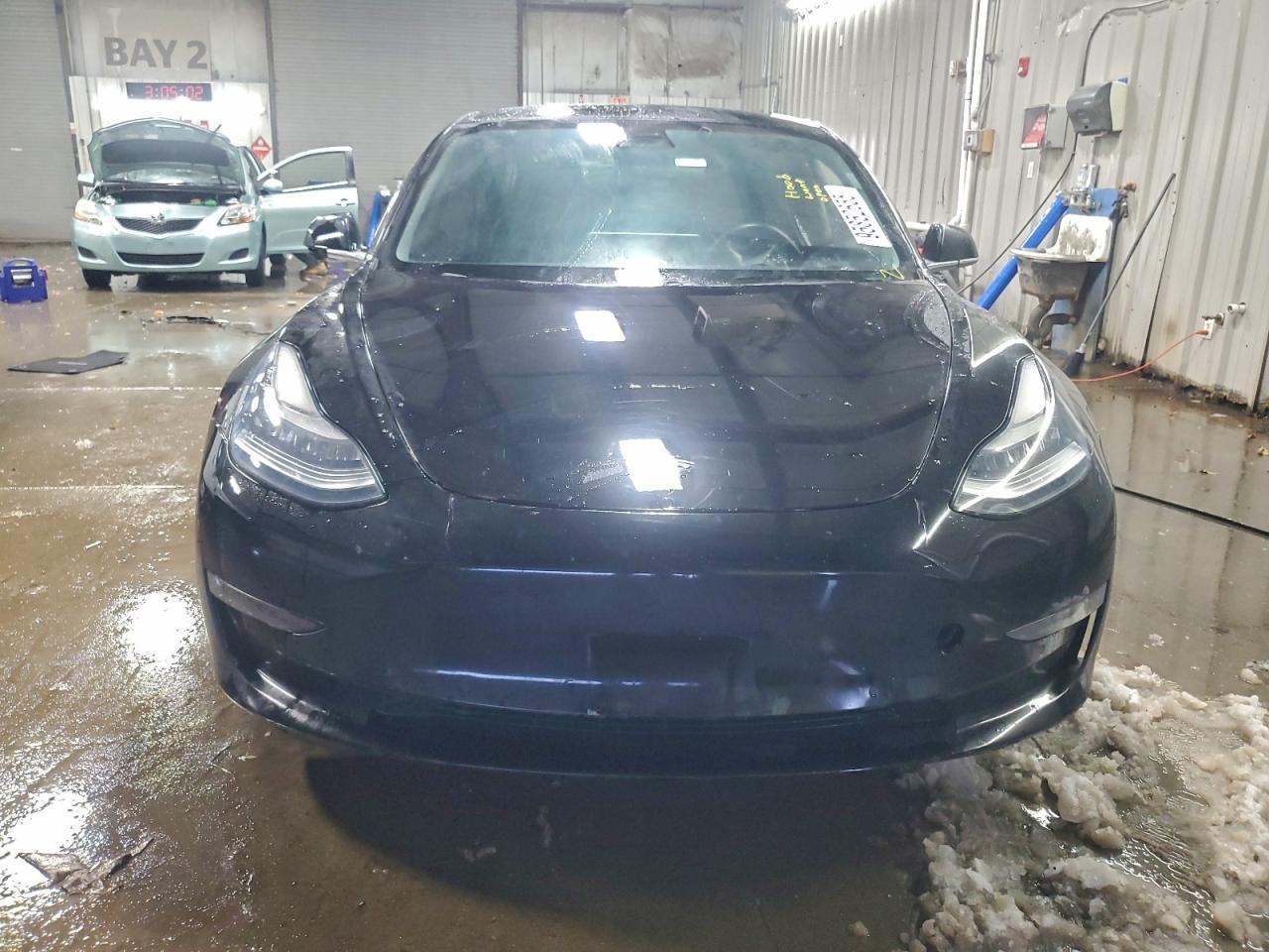 2020 Tesla Model 3 - Фото 5