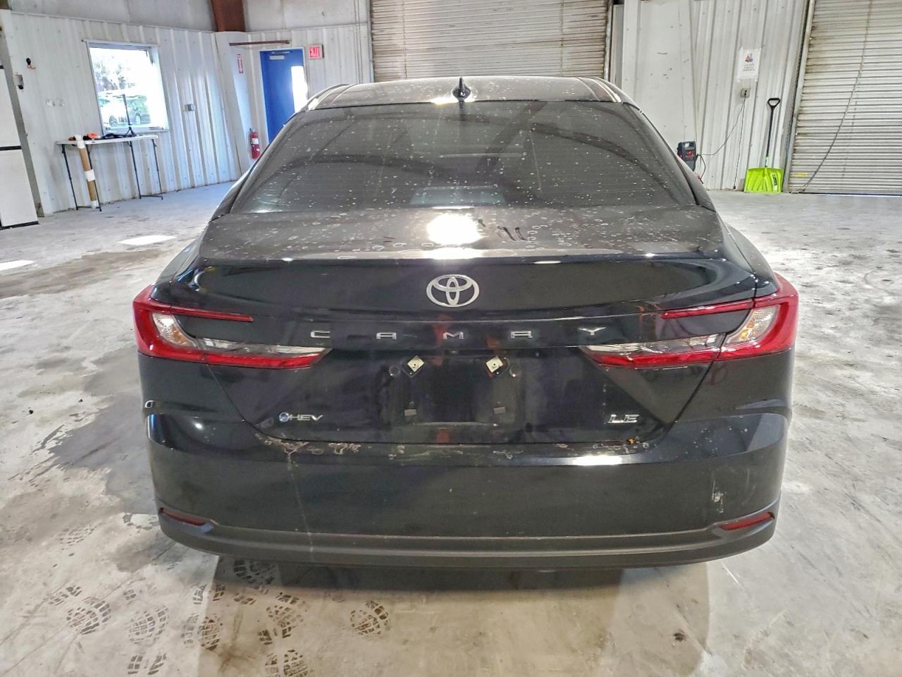 2025 Toyota Camry Le - Image 6