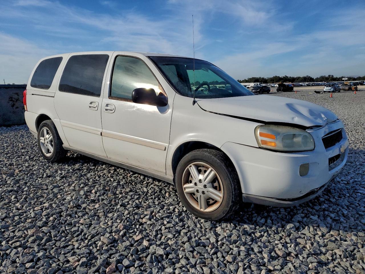 2005 Chevrolet Uplander Ls - Image 4