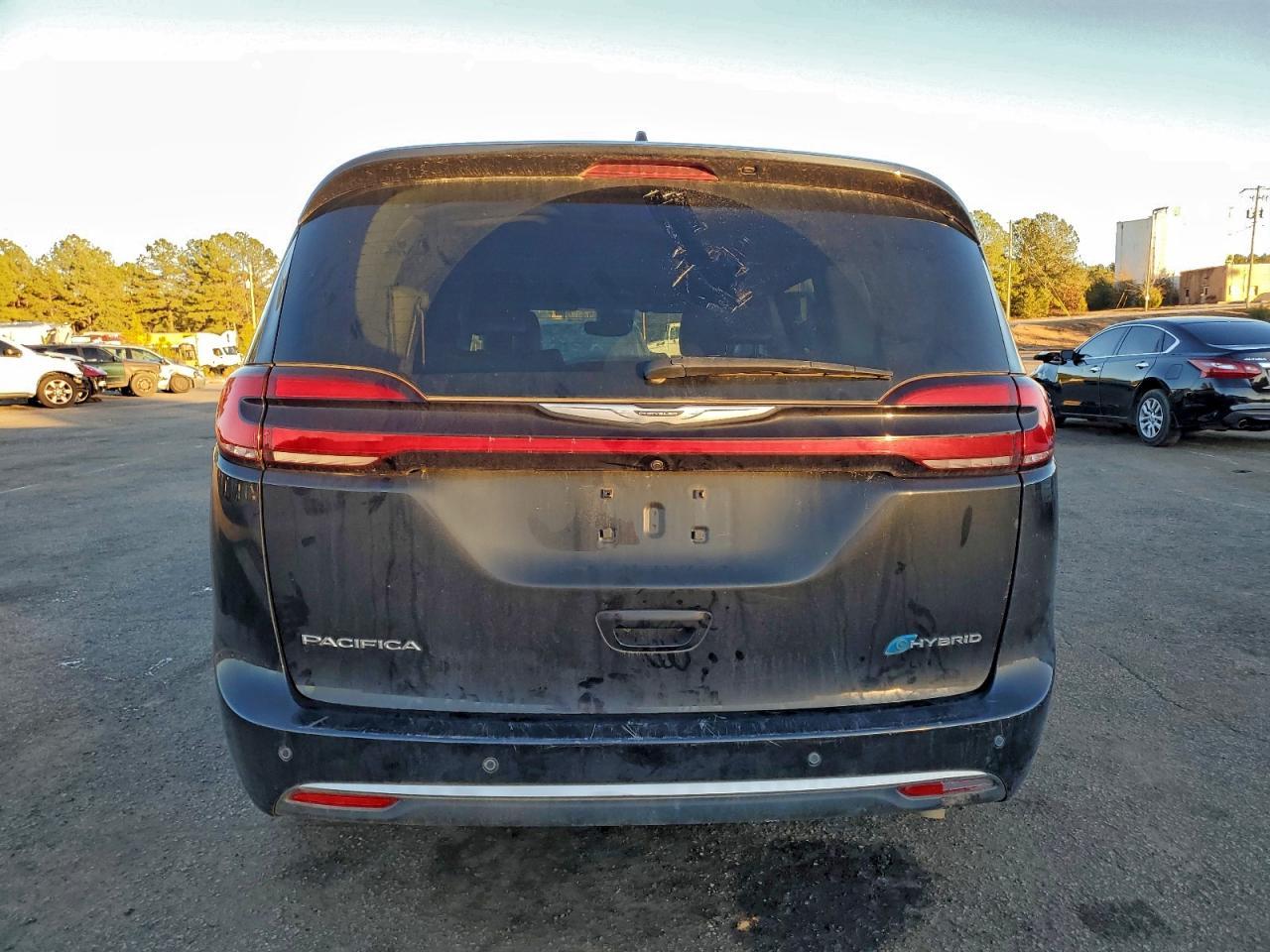 2023 Chrysler Pacifica Hybrid Touring L - Фото 6