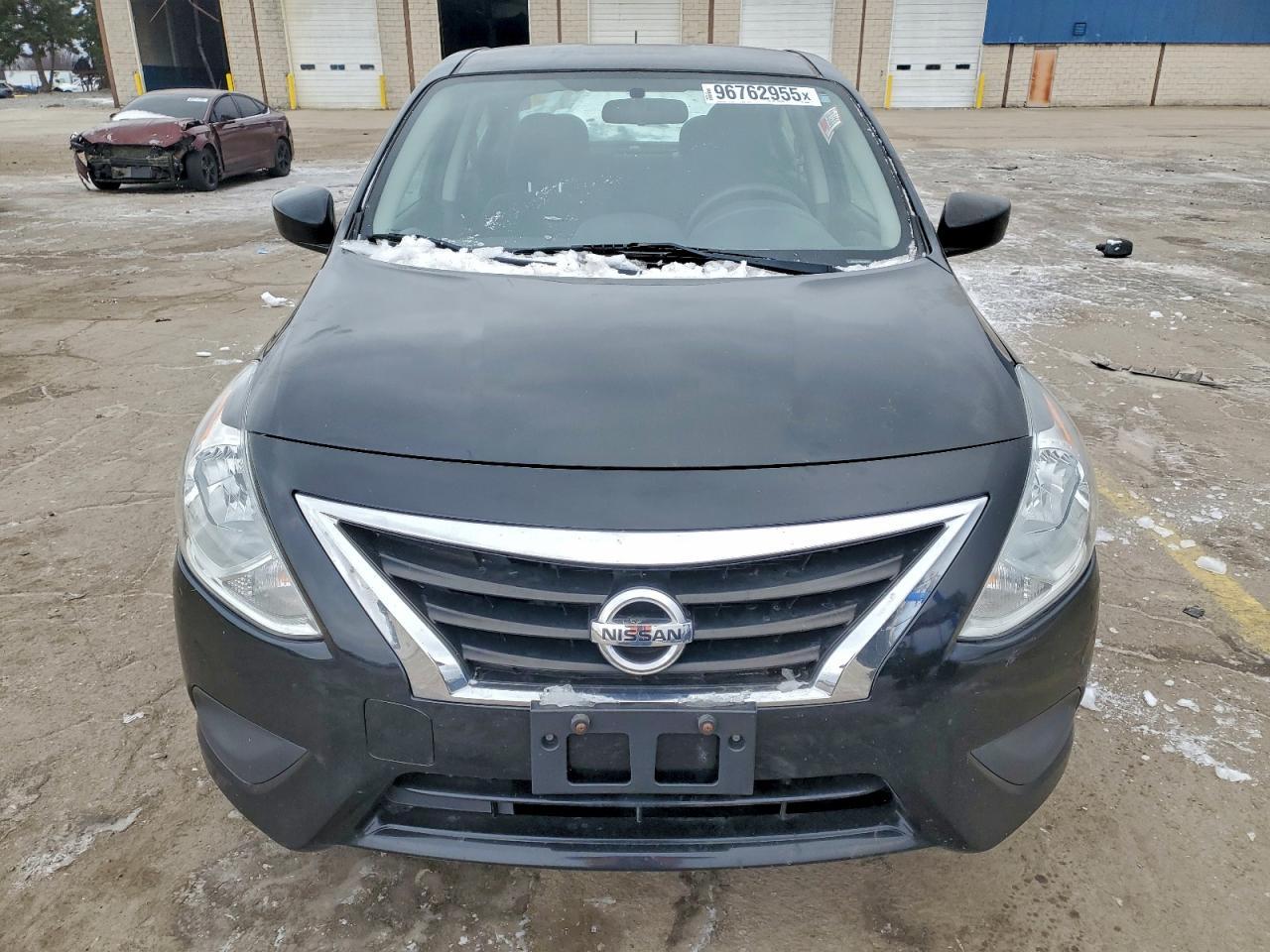 2019 Nissan Versa S - Фото 5