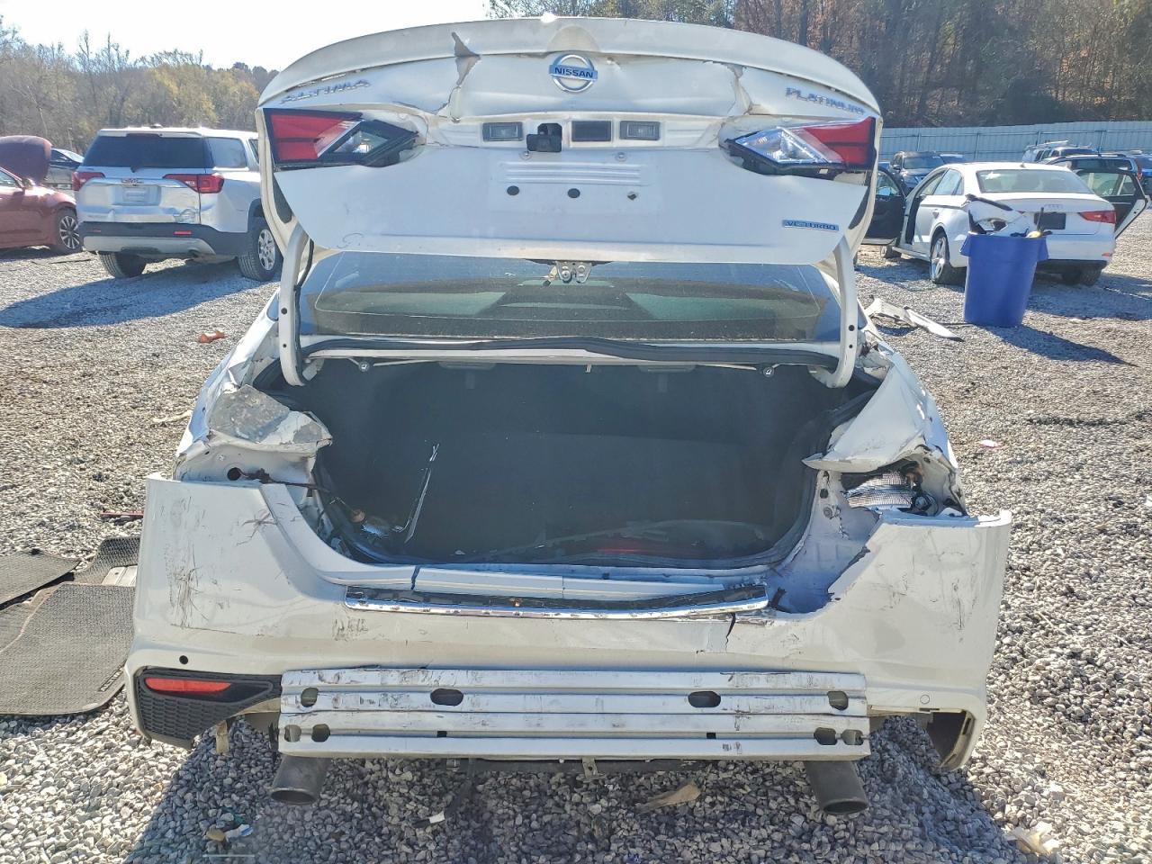 2022 Nissan Altima Sr - Image 6