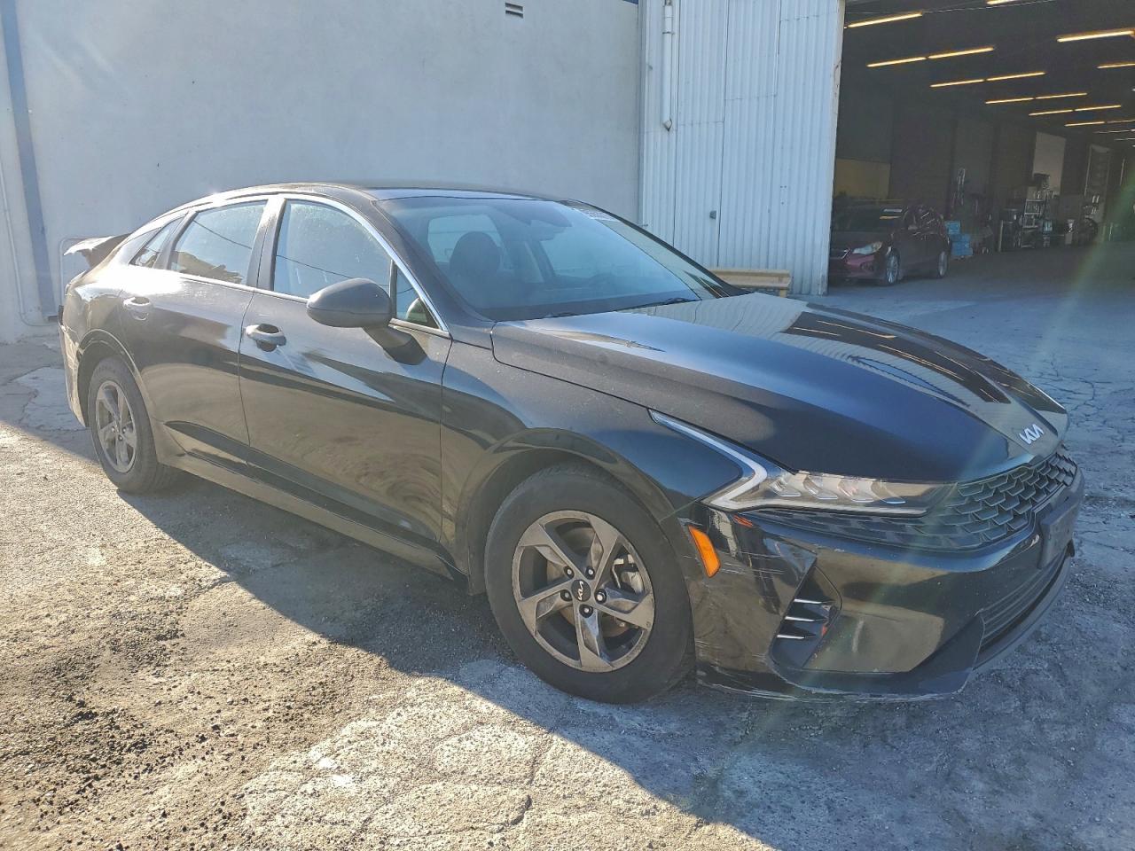 2023 Kia K5 Lxs - Image 4