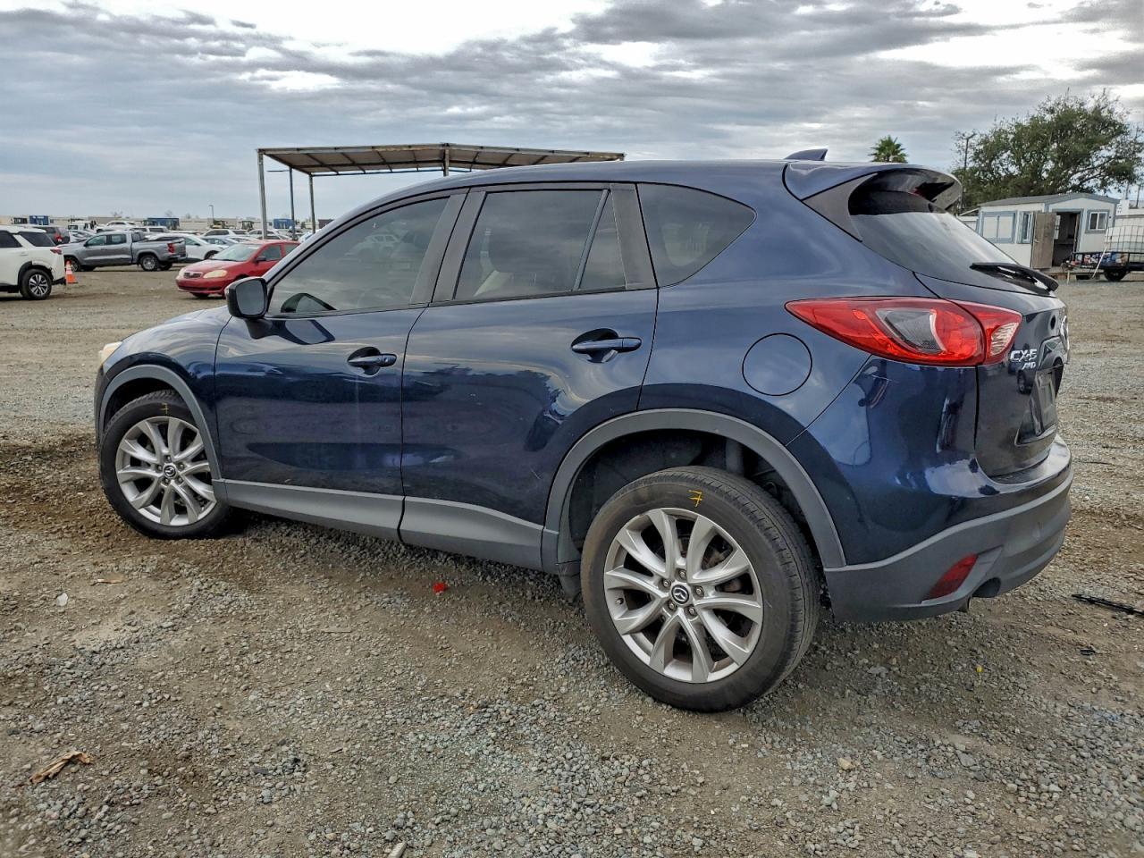 2015 Mazda Cx-5 Gt - Image 2