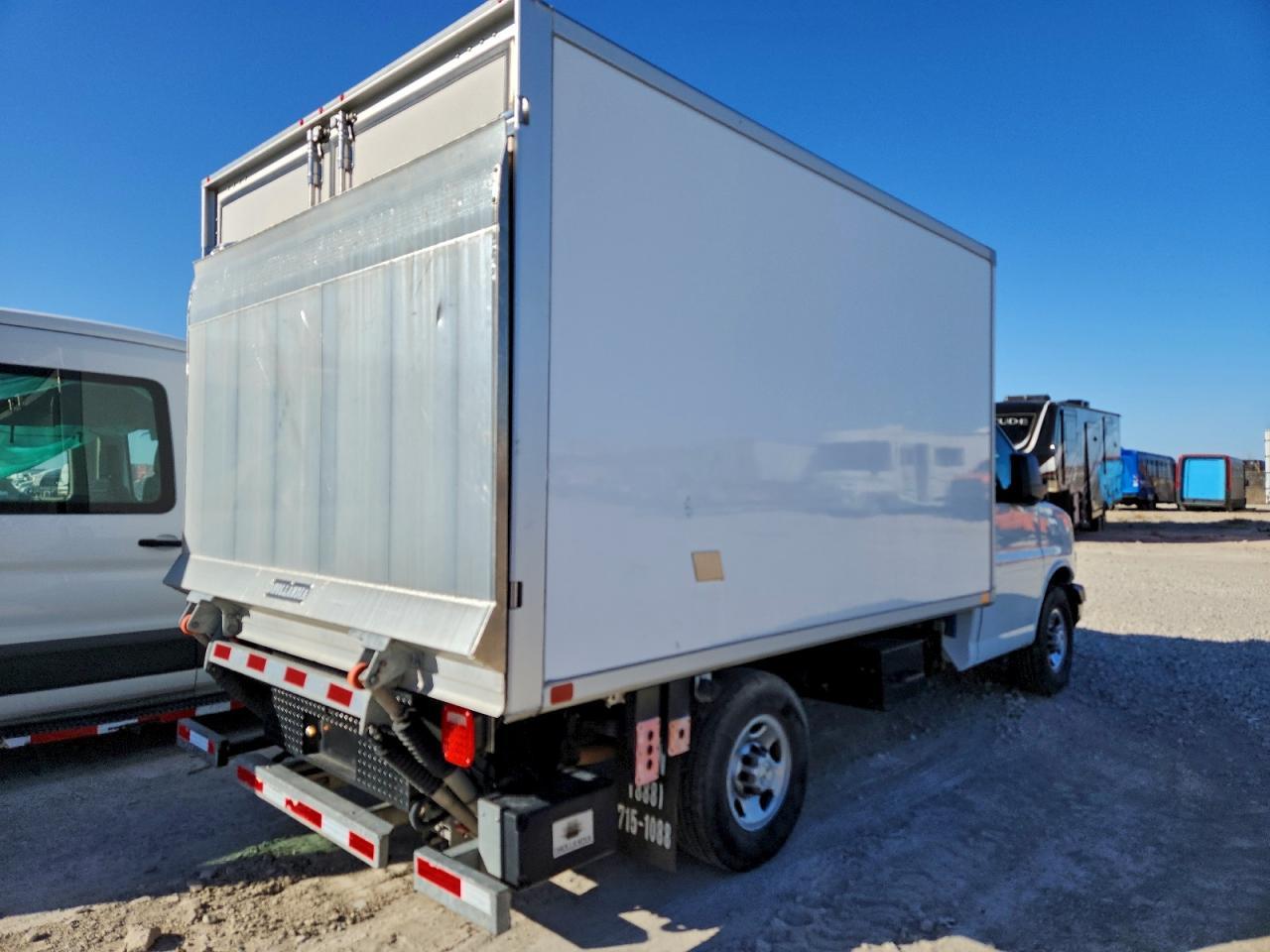 2023 Chevrolet Express Refrigerated Delivery Truck - Image 3