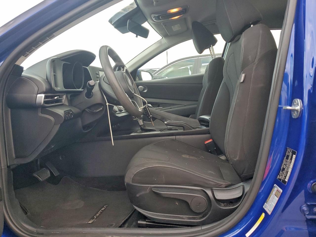 2021 Hyundai Elantra Se - Фото 7