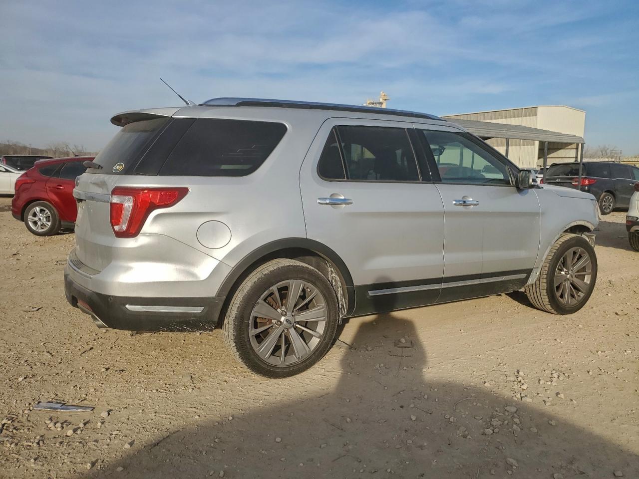 2018 Ford Explorer Limited - Фото 3
