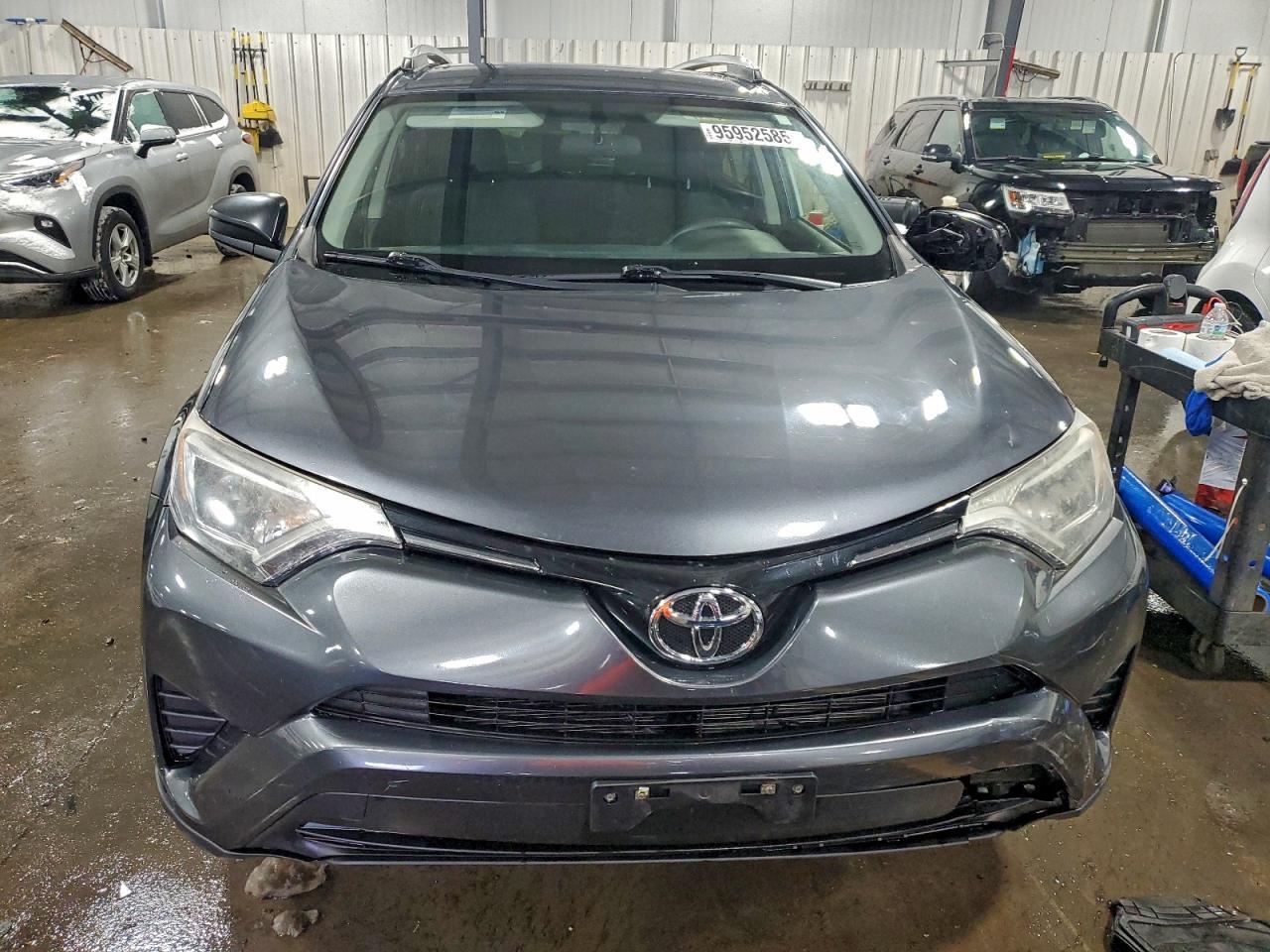 2016 Toyota Rav4 Le - Фото 5