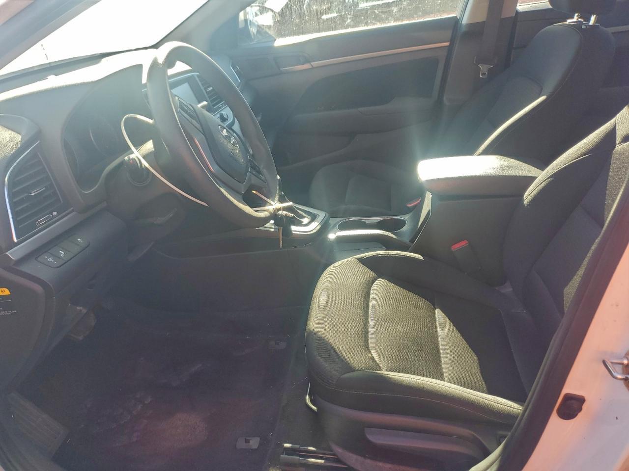 2018 Hyundai Elantra Sel - Фото 7