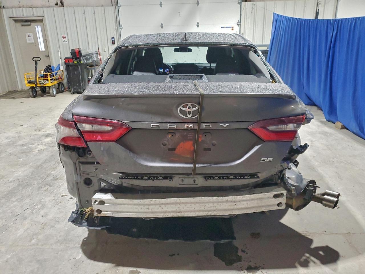 2021 Toyota Camry Se - Image 6