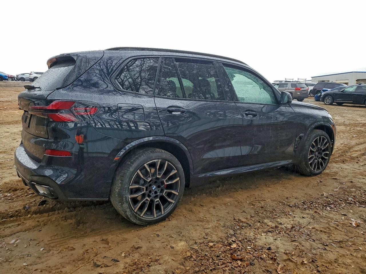 2025 BMW X5 xDrive40I - Image 3