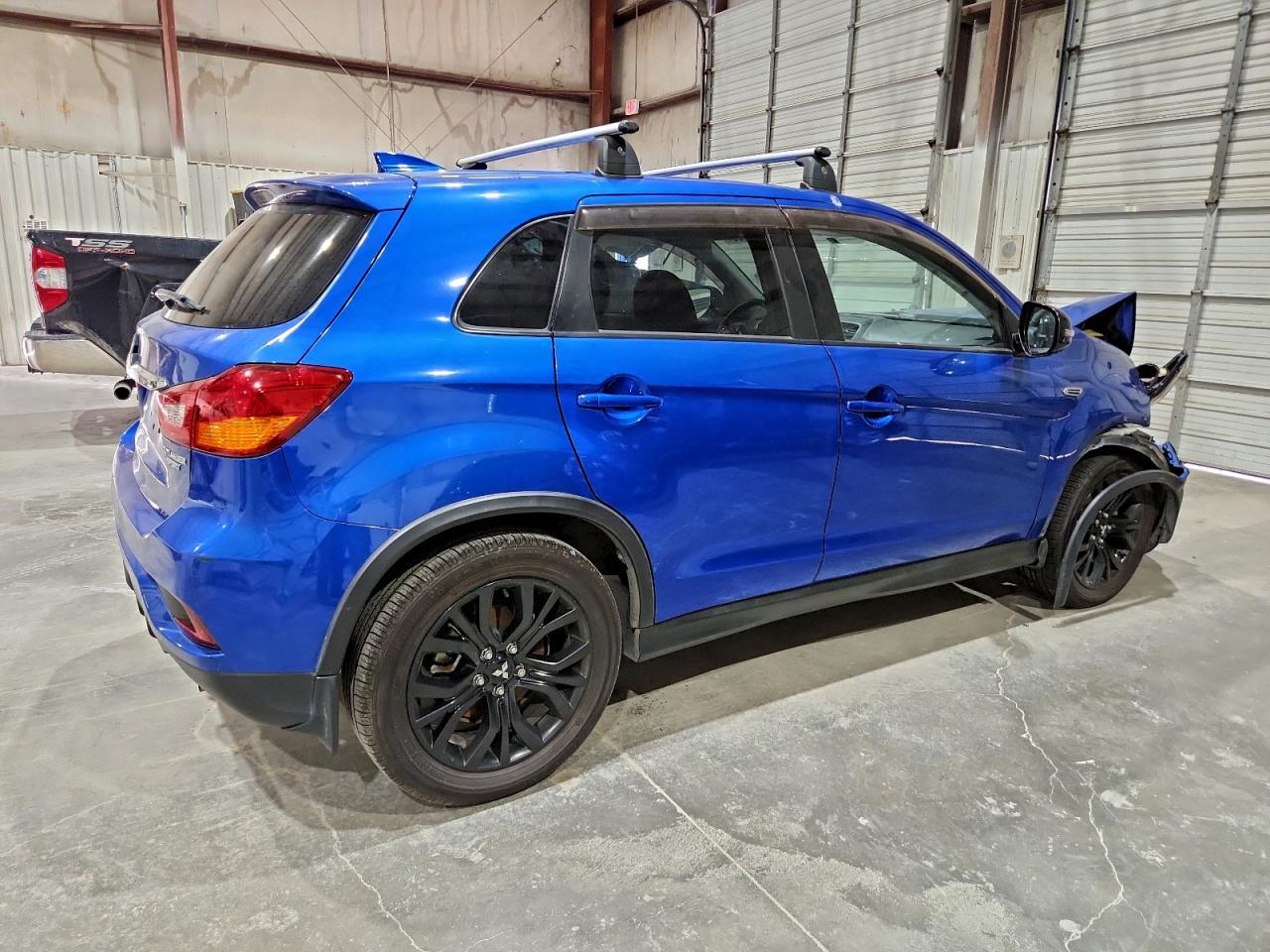 2019 Mitsubishi Outlander Sport Es - Image 3