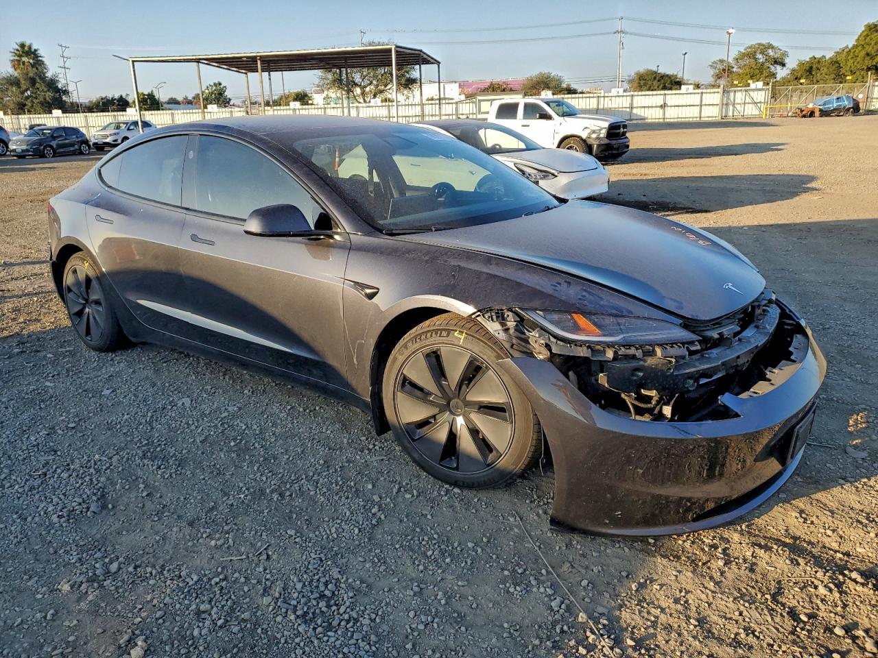 2024 Tesla Model 3 - Image 4