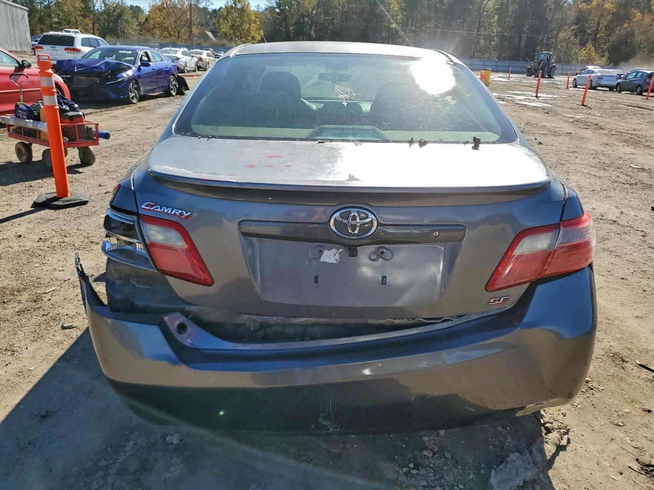 2008 Toyota Camry Le - Фото 6