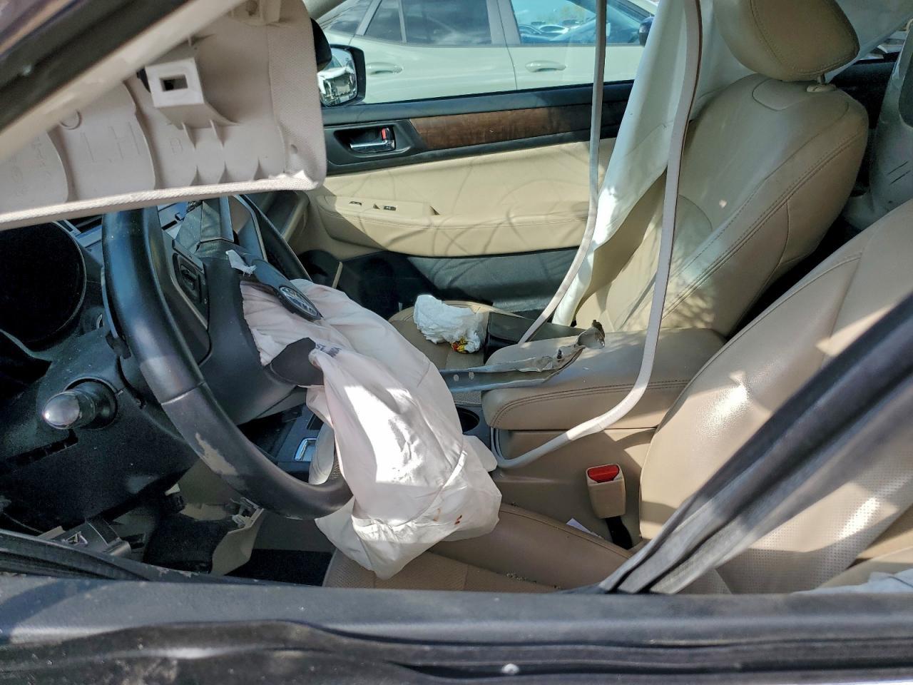 2015 Subaru Outback 2.5I Limited - Image 7