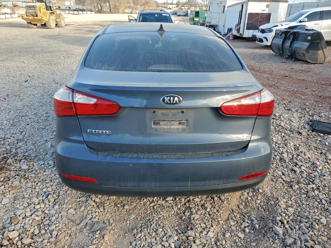 2016 Kia Forte Lx - Image 6