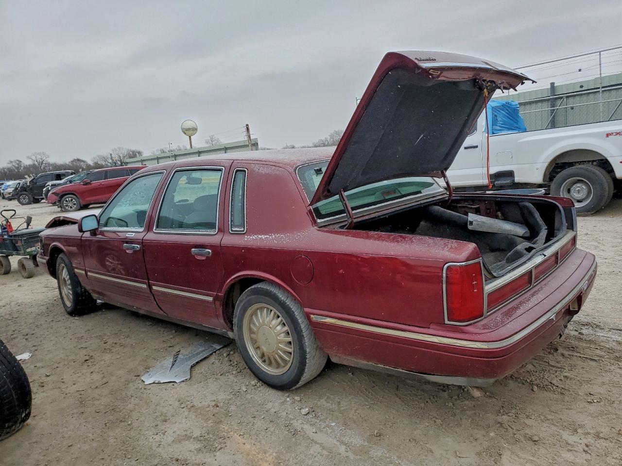 1996 Lincoln Townhouse Town Car Signature - Фото 2