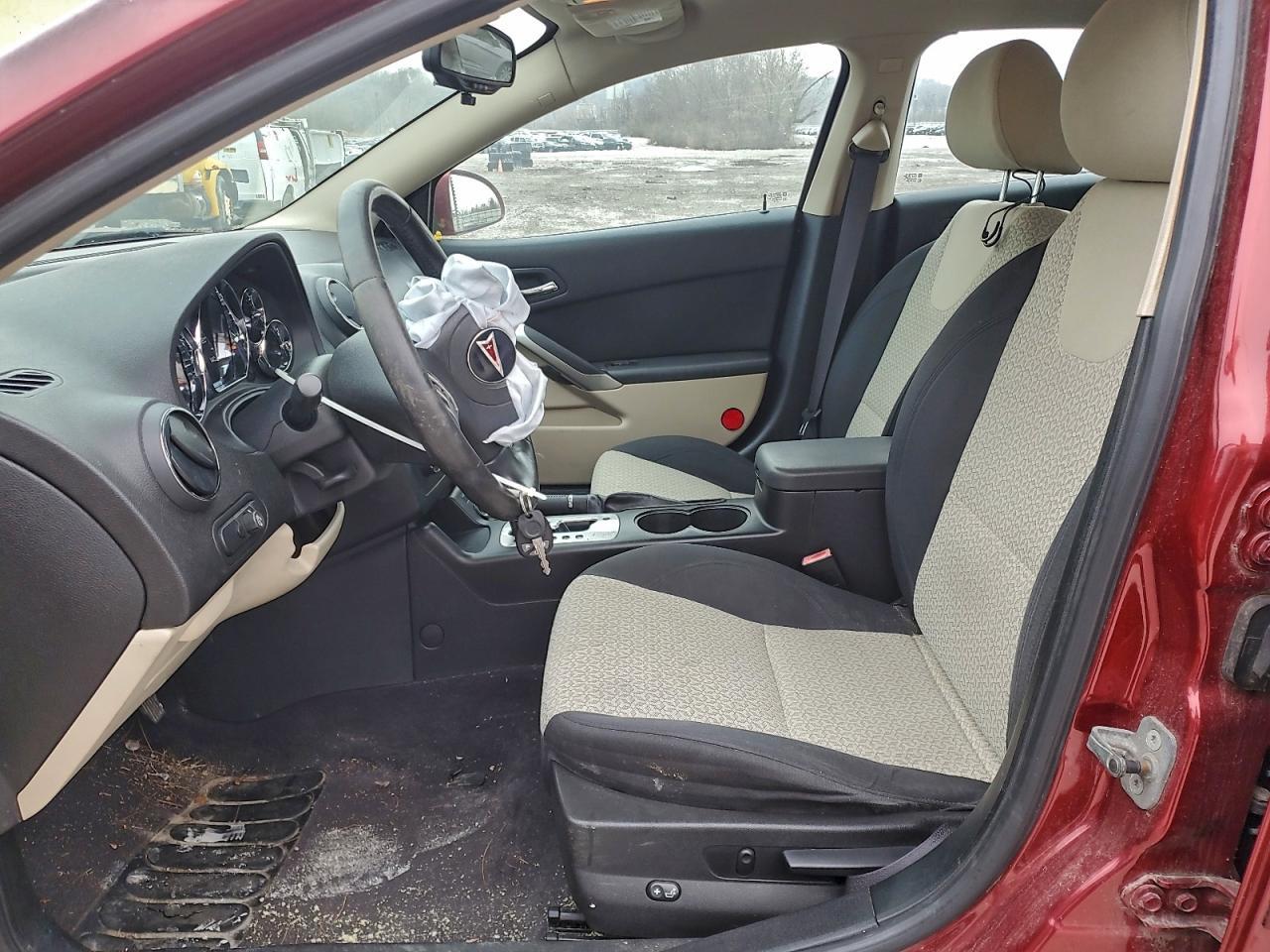 2010 Pontiac G6 - Фото 7