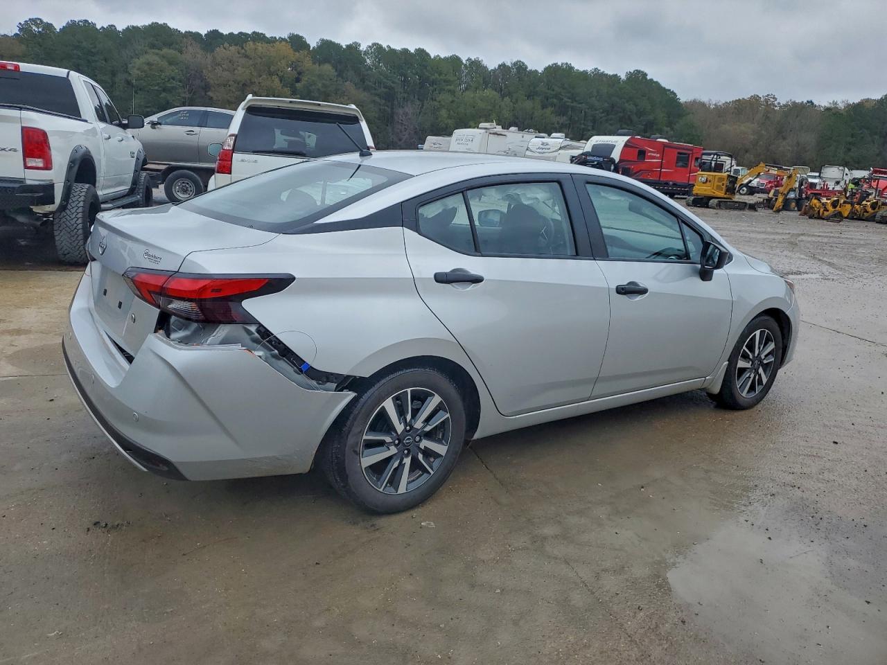 2025 Nissan Versa S - Фото 3