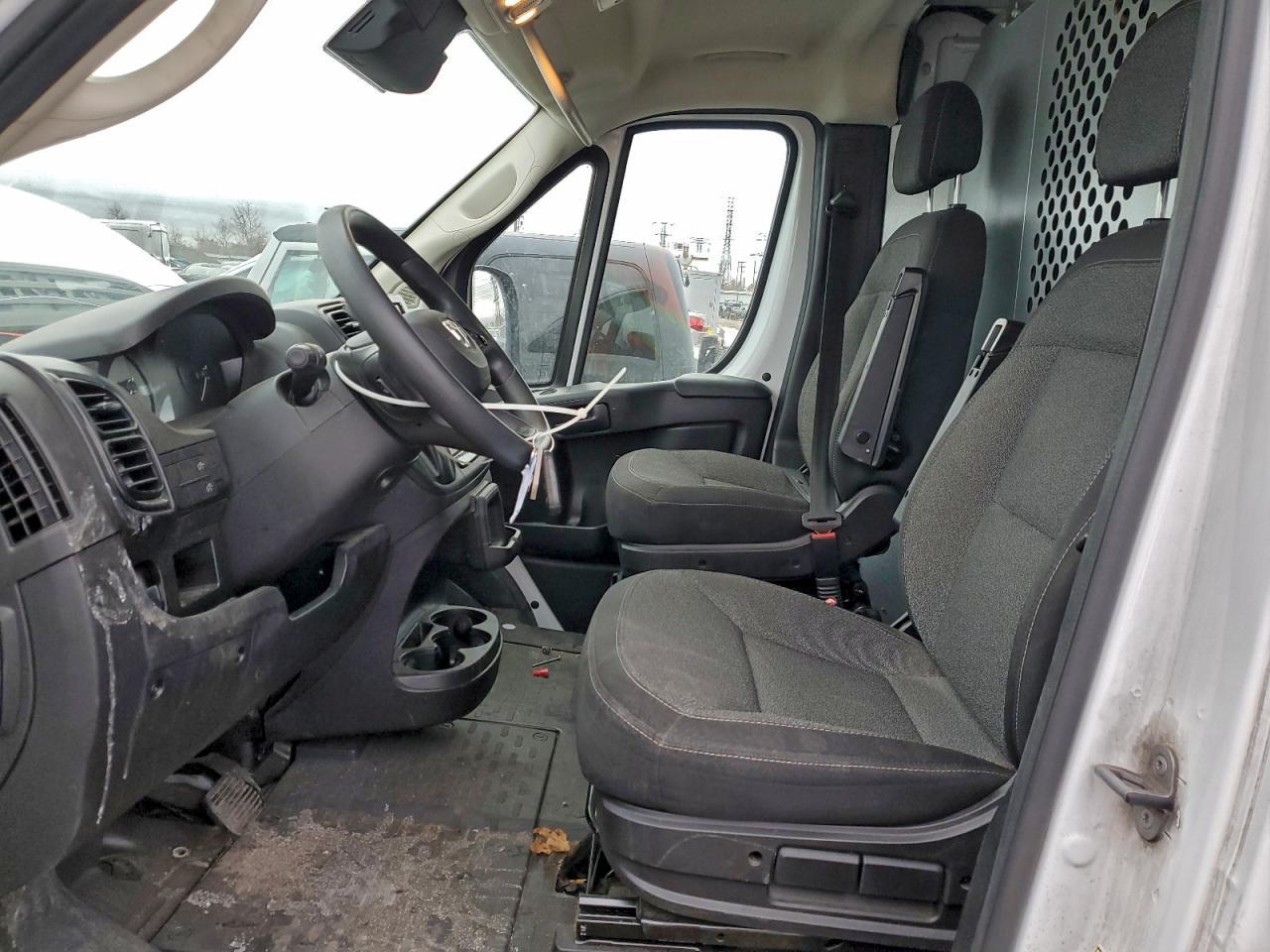 2023 Ram Promaster 3500 Utility / Service Van - Фото 7