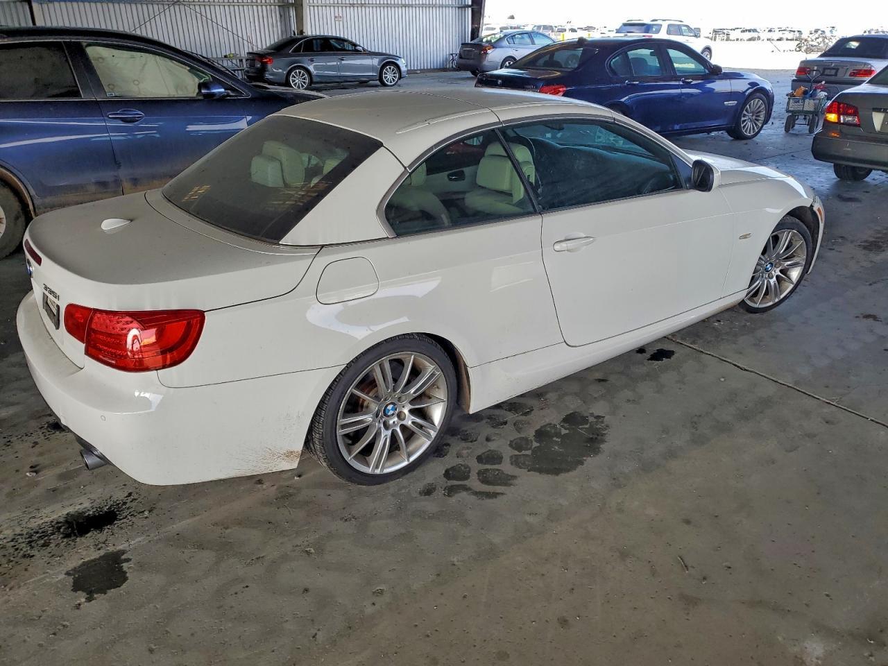 2012 BMW 335 I - Фото 3