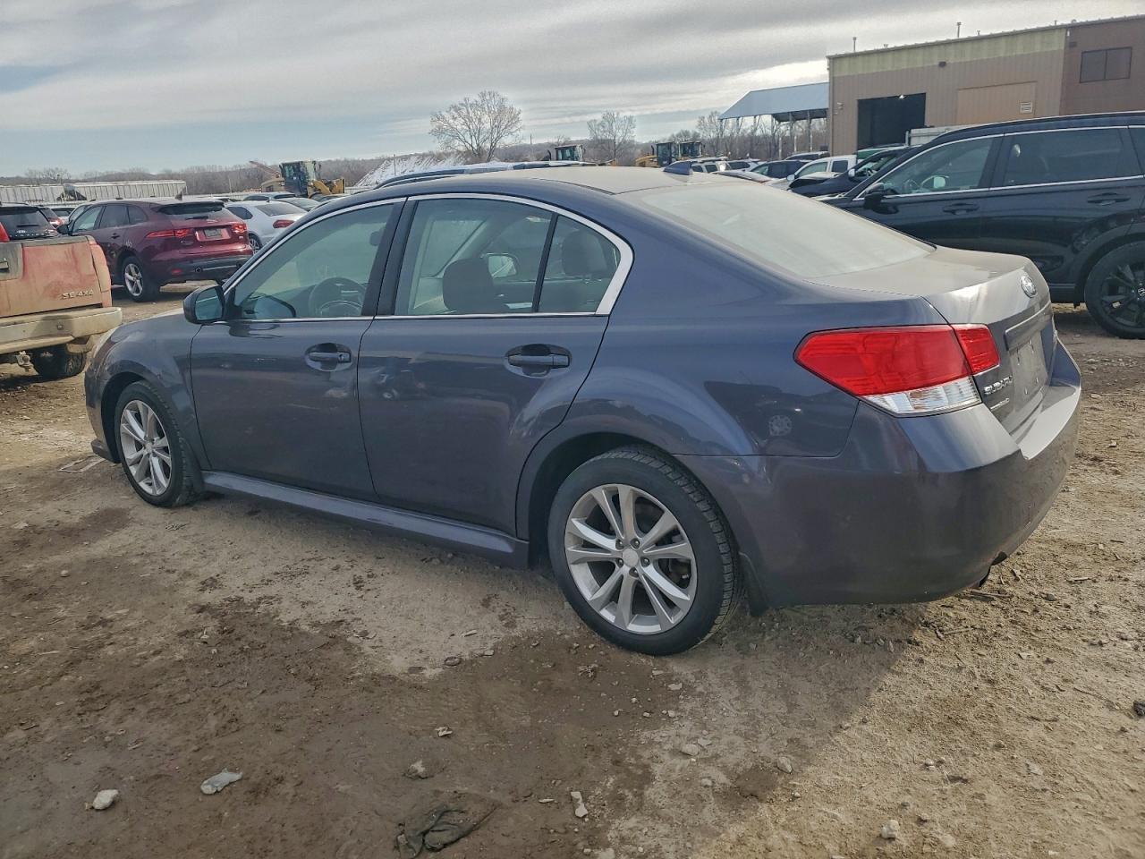 2014 Subaru Legacy 2.5I Premium - Фото 2