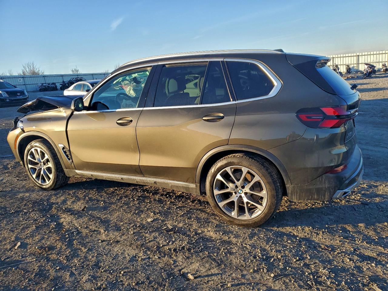 2025 BMW X5 xDrive40I - Фото 2
