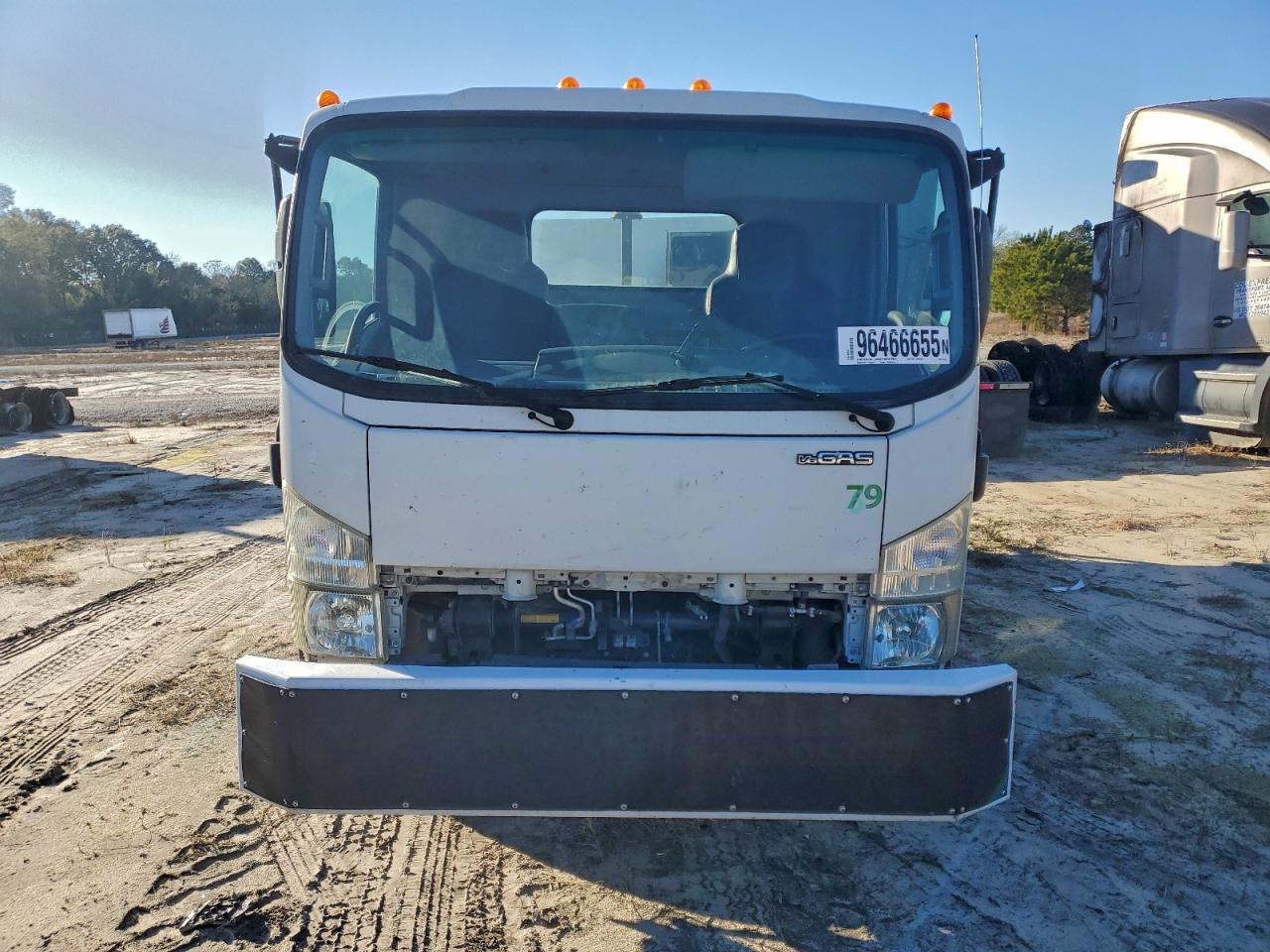 2019 Isuzu Npr Refuse Truck - Фото 5